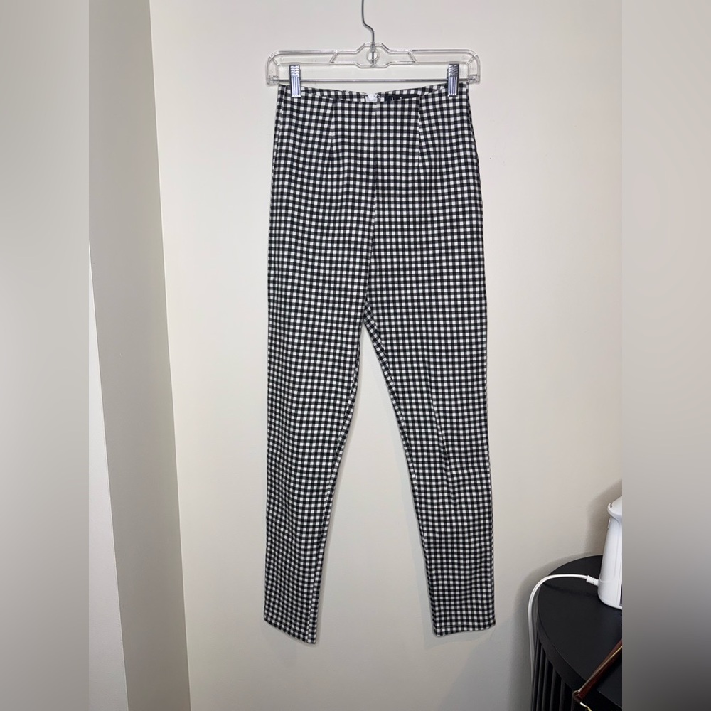 Lulu’s Black and White Checkered Women's Pants - Picture 5 of 9